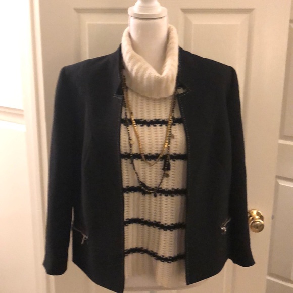 Sea Bleu Sweaters - Sea Bleu 💯 cashmere sleeveless sweater